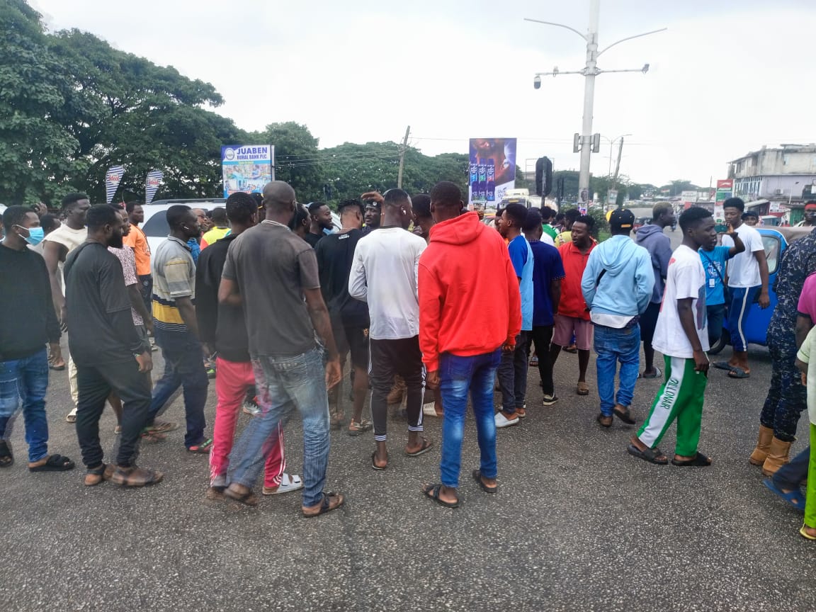 Angry Tricycle Riders Block Parts Of Kumasi Streets In Protest Of Kma